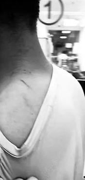 吃瓜围观情侣吵架,吃瓜群众围观，情感纠葛引热议